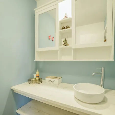 Charming Holiday In With Garden Holiday home *